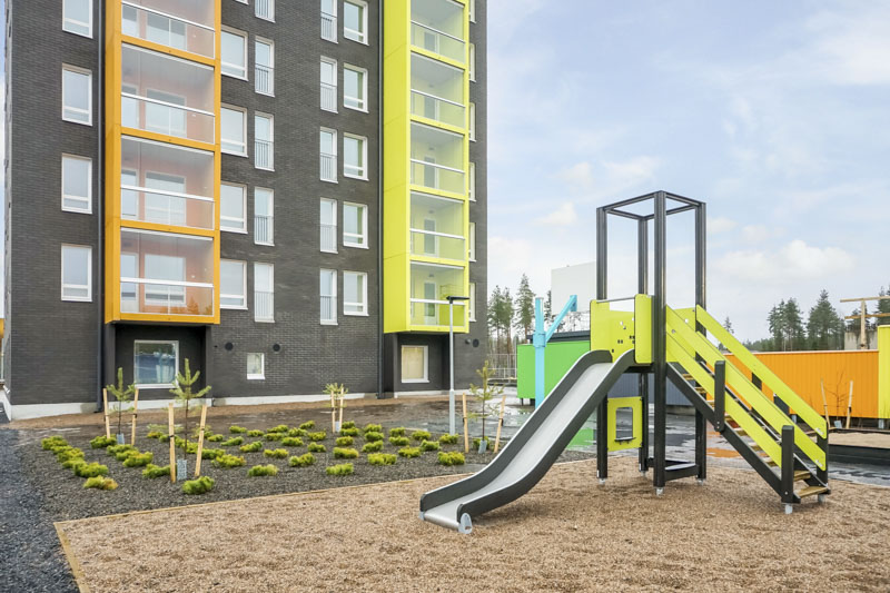 Piha-alue Hiukkavaarassa osoitteessa Paraatikatu 10