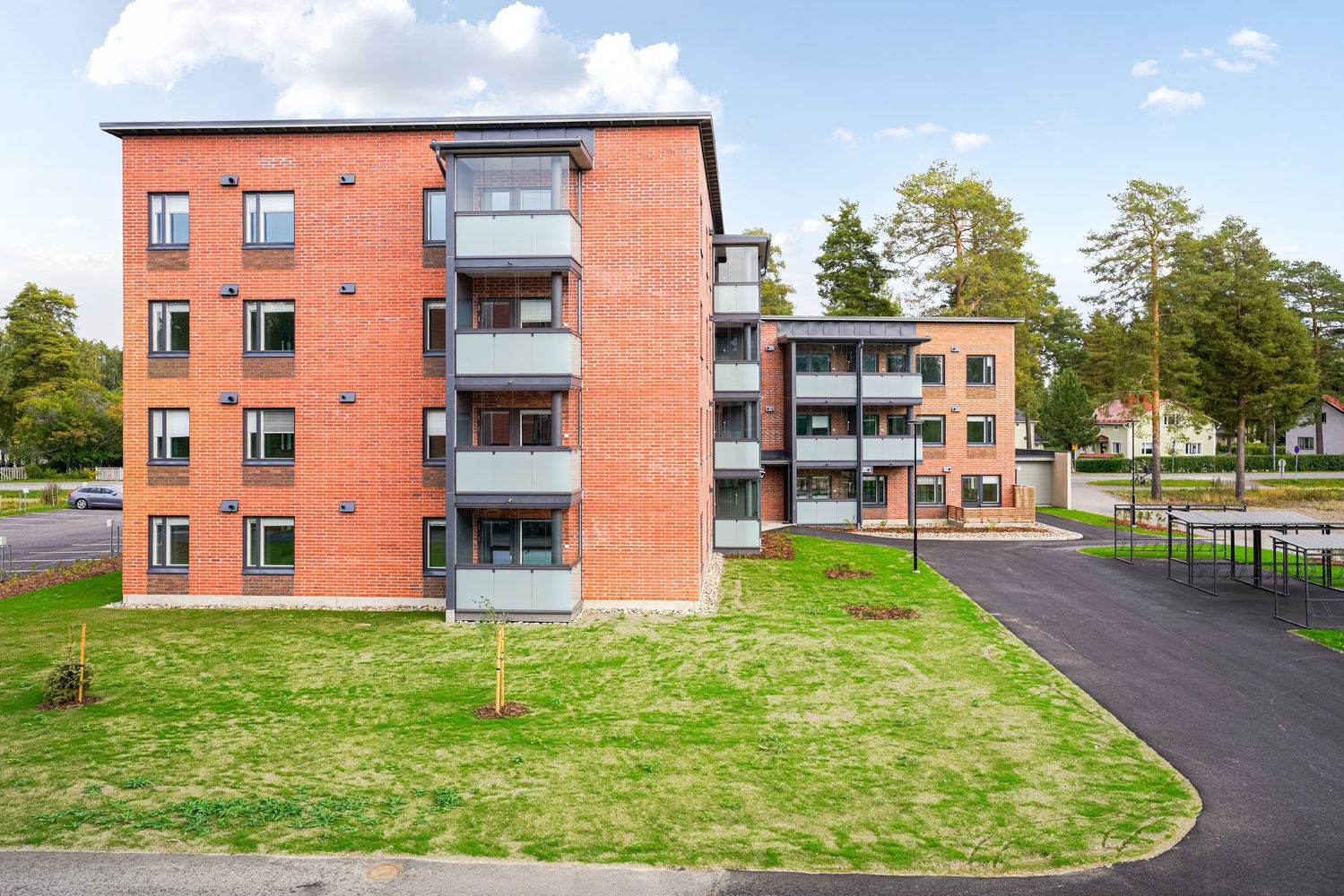 Asumisoikeusasunnot, Tulliportinkatu 7c, Tulliportinkatu 7b, Otsola ...