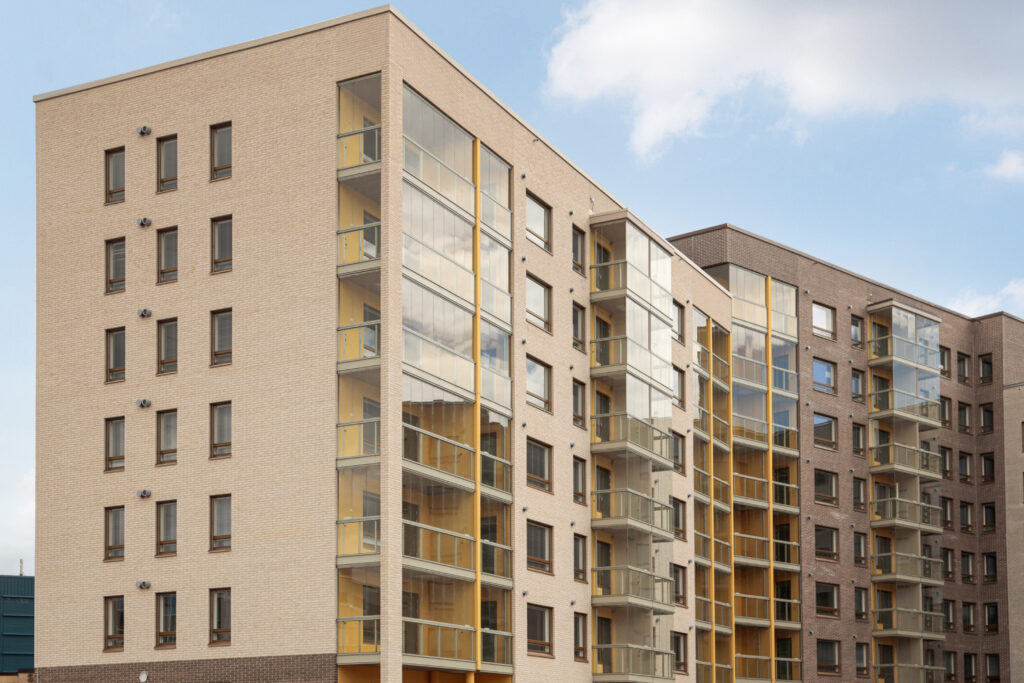 Kuva rakenteilla olevasta Konalantie 60:n uudiskohteesta.