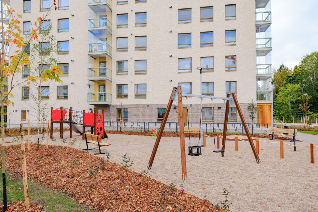Konalankuja 4:n leikkipaikka.